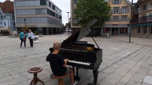 Coolio - Gangsta's Paradise | Street Piano I Piano Cover
