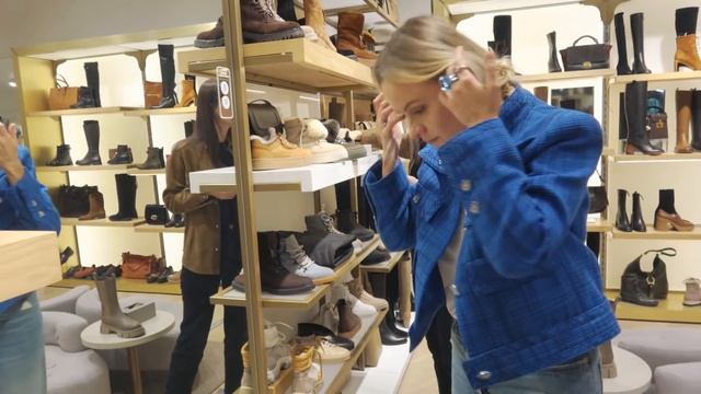 Обзор коллекции EKONIKA FW21/22 со стилистом Катей Гуссе смотреть онлайн