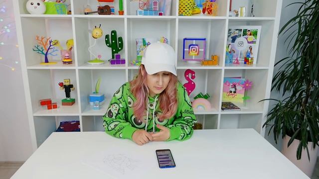 АЛИСА УПРАВЛЯЕТ МОЕЙ 3D РУЧКОЙ Челлендж! Рисую Цветами ЧТО ВЫБЕРЕТ АЛИСА смотреть онлайн