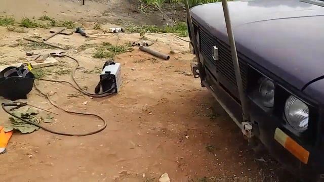 Как построить гараж дёшево и быстро своими руками, С СМОТРОВОЙ ЯМОЙ за две недели ЗА 240труб Garage