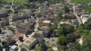 Лихтенштейн-Сказочна богатая страна у которой нет ни своей валюты, ни своего языка