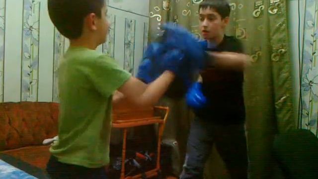 я уложил брата смотреть онлайн