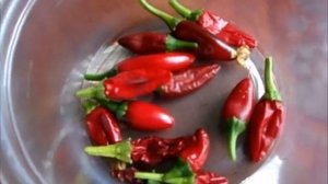 Хранение перца чили. Самые простые два способа и случай из детства.