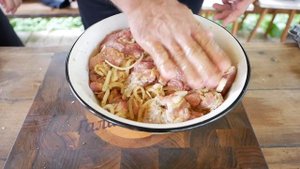 Галина Кухня в гостях у Вячеслава Максюты. Готовим грузинский шашлык