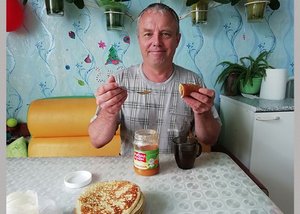 Как приготовить вкусные блины на молоке с дырочками