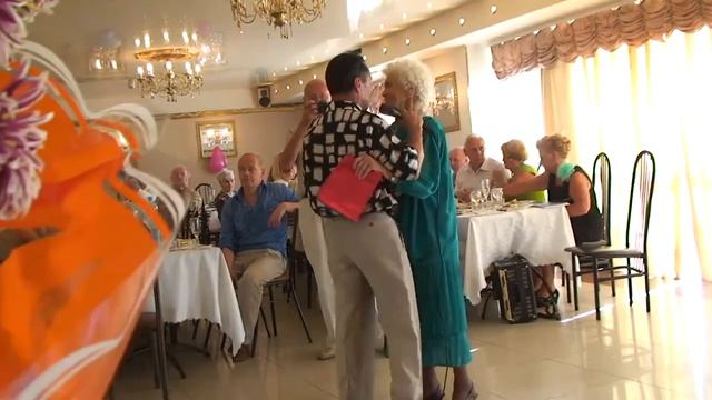 Нашей БАБУШКЕ ВДВ 90 лет смотреть онлайн