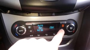 Ford Focus (Форд Фокус): Как правильно включить кондиционер в машине