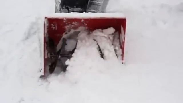 Демонстрация снегоуборщик MTD ME 61