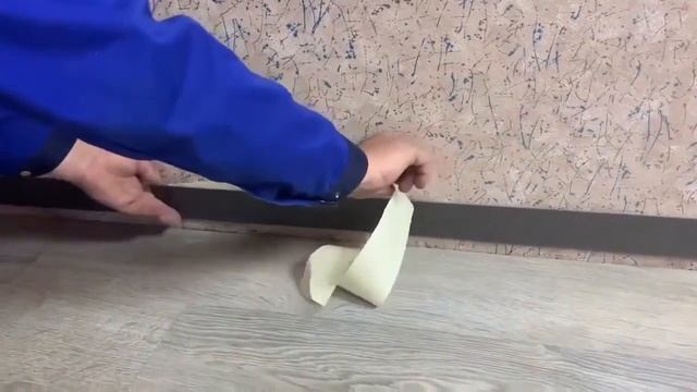 Монтаж жидкостного тёплого плинтуса Турбо-Тех