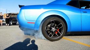 dodge challenger burnout