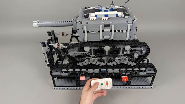 Testing LEGO Tank Suspension... смотреть онлайн