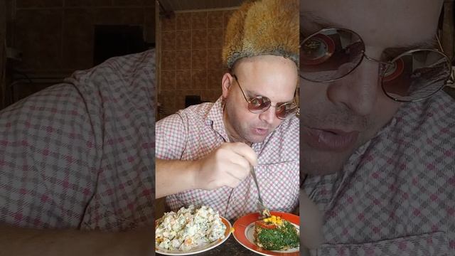 ОБЖОР Оливье и печеночный торт/мукбанг/перекус/ужин/мокпанроссия