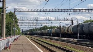 Сплотка двух грузовых электровозов ВЛ10У-704 и ВЛ10У-404 на станции БМО «Детково». Зелёный ВЛ10У-91