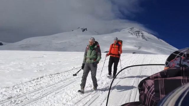 На Эльбрус на снегоходе смотреть онлайн