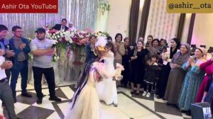 Sanatbek Yana Oyinchini Sindirdi Ашир ота #туй #qiziqarli #xorazm #lazgi #туйона #kulgu