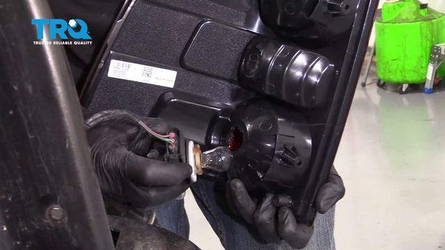 How To Replace Tail Light 2006-2010 Ford Explorer
