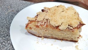 Невидимка. Дрожжевой пирог с яблоками и грушами.