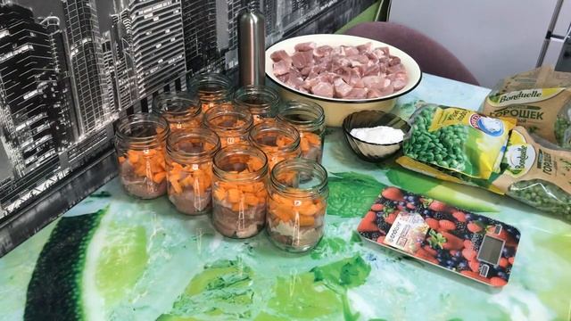 Зеленый горошек с мясом и морковью в автоклаве/горошек как из армейского сух-пайка
