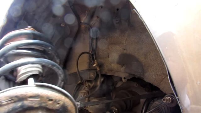 How to Replace a Broken Coil Spring смотреть онлайн