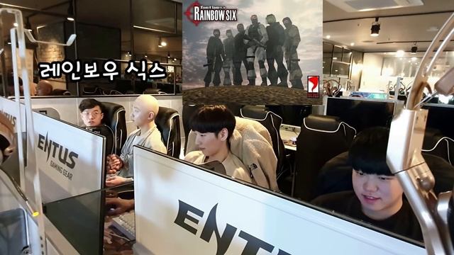 [몰카]Eng CN Sub) 부랄친구 목사님 스님 4탄) 둘이 PC방에?! 심지어 배그하면서 사람을 쏜다고?ㅋㅋㅋ 옆자리 학생들 게임 진행 불가능 ㅋㅋ 약 어디까지 빤거야? смотреть онлайн