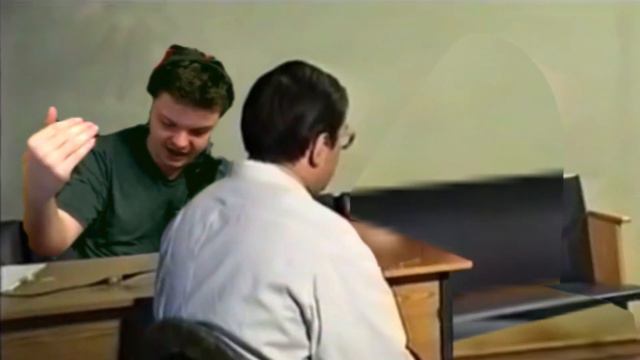 ПУКИЧ МЕДФИЛЬМ Шизофрения. Бред преследования. Видения. Голоса © Schizophrenia смотреть онлайн