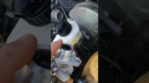Главный тормозной цилиндр Опель Аскона.