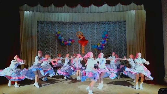 "Казачий" танец. хореографический образцовый коллектив РЕЛЕВЕ