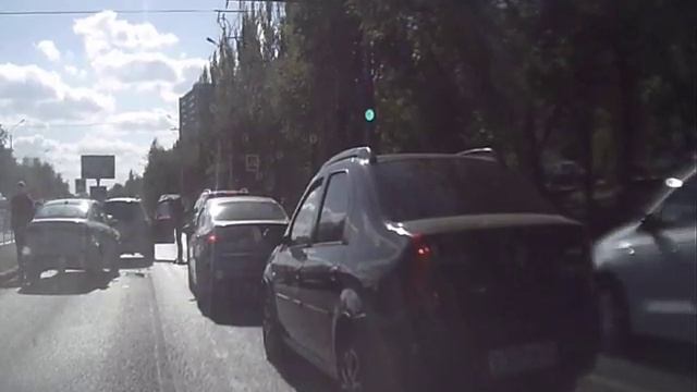 Волгоград только что ДТП в Кировском районе 03.10.2017 смотреть онлайн