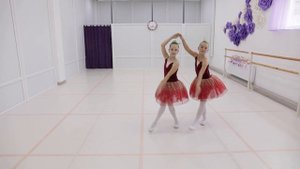 Вариация  " Вишинки из балета Чипполино" старшая подготовительная группа "профи"