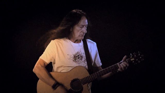 Кен Хенсли