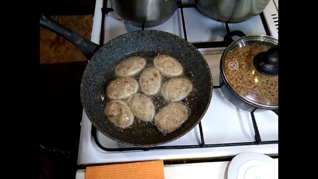 Котлетки из идеального фарша (ссылка на идеальный фарш https://youtu.be/nAmwR4WoASA ) смотреть онлайн