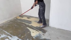 Грунтовка пола перед наливным полом !