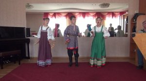 Трио Никольский Всеволод, Душутины-Герберт Ульяна и Валерия. "Комара муха любила", шуточная песня