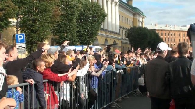 The sound of a Formula One car / Звук болида Формулы Один смотреть онлайн