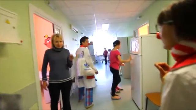 БОЛЬНИЧНАЯ КЛОУНАДА смотреть онлайн