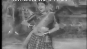 Padmini | Folk dance | Imaya malayai idathu kaiyal | Mangalya bhagyam 1958 | two singer together