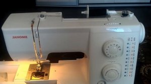 Швейная машинка Janome SE518