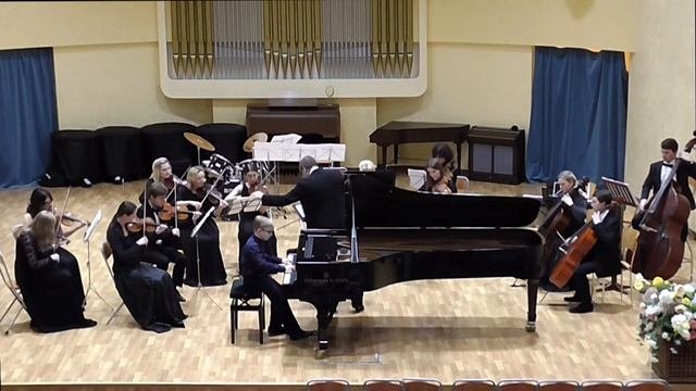 И. С. Бах Концерт Для фортепиано и струнного оркестра фа минор. ..mp4