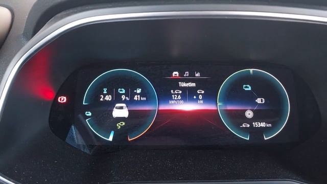 Elektrikli Rakiplerine Karşı Renault ZOE'nin En Büyük Artısı | Citroen e-C4 Neden Alınmaz!