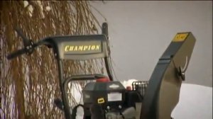 Снегоуборщик бензиновый Champion ST656