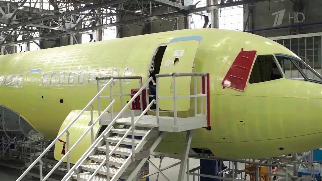 Российские авиазаводы получат 15 миллиардов рублей на современное оборудование