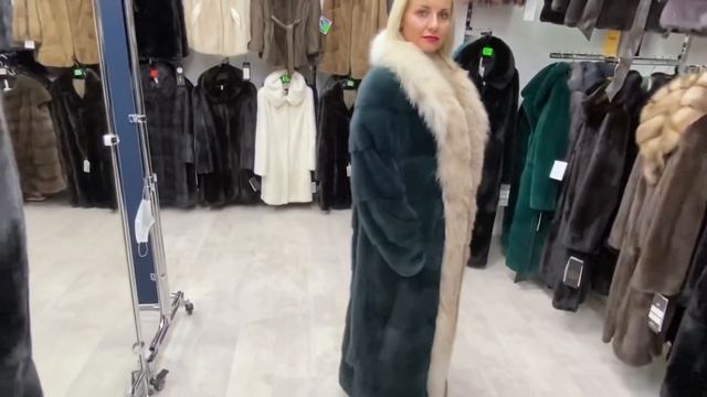 МЕХОВЫЕ ШУБЫ .МЕХОВЫЕ ПАРКИ на Садоводе .МОСКВА .