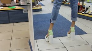 Босоножки Jeffrey Campbell фисташка лак тракторная платформа