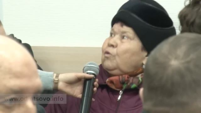 Мнение жительницы деревни Барвиха о кандидатах в депутаты в местный совет