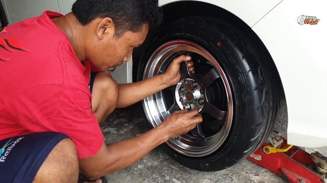 Jazz Rs use R16 Te37SL ban 651 sport | MV. De Bomb Drop - Ravi B & Abbyshi смотреть онлайн