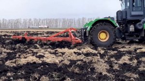 Плуг ПКС Артайус в работе
