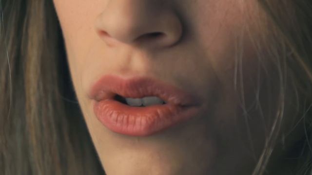 Σαββέρια Μαργιολά - Σε ποια θάλασσα αρμενίζεις (οfficial video clip) смотреть онлайн