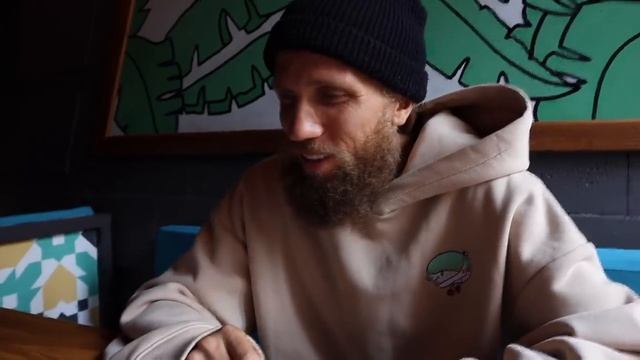 Рацион срыва за день до старта. Бомжи на продуктовом шоппинге смотреть онлайн