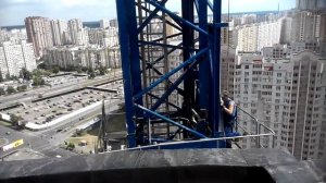 Офигенное РЕДКОЕ видео.Смотрите как демонтируют высотные краны