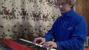 Восьмиклассница - Кино на синтезаторе Roland GO-61K на простых аккордах ( кавер ).